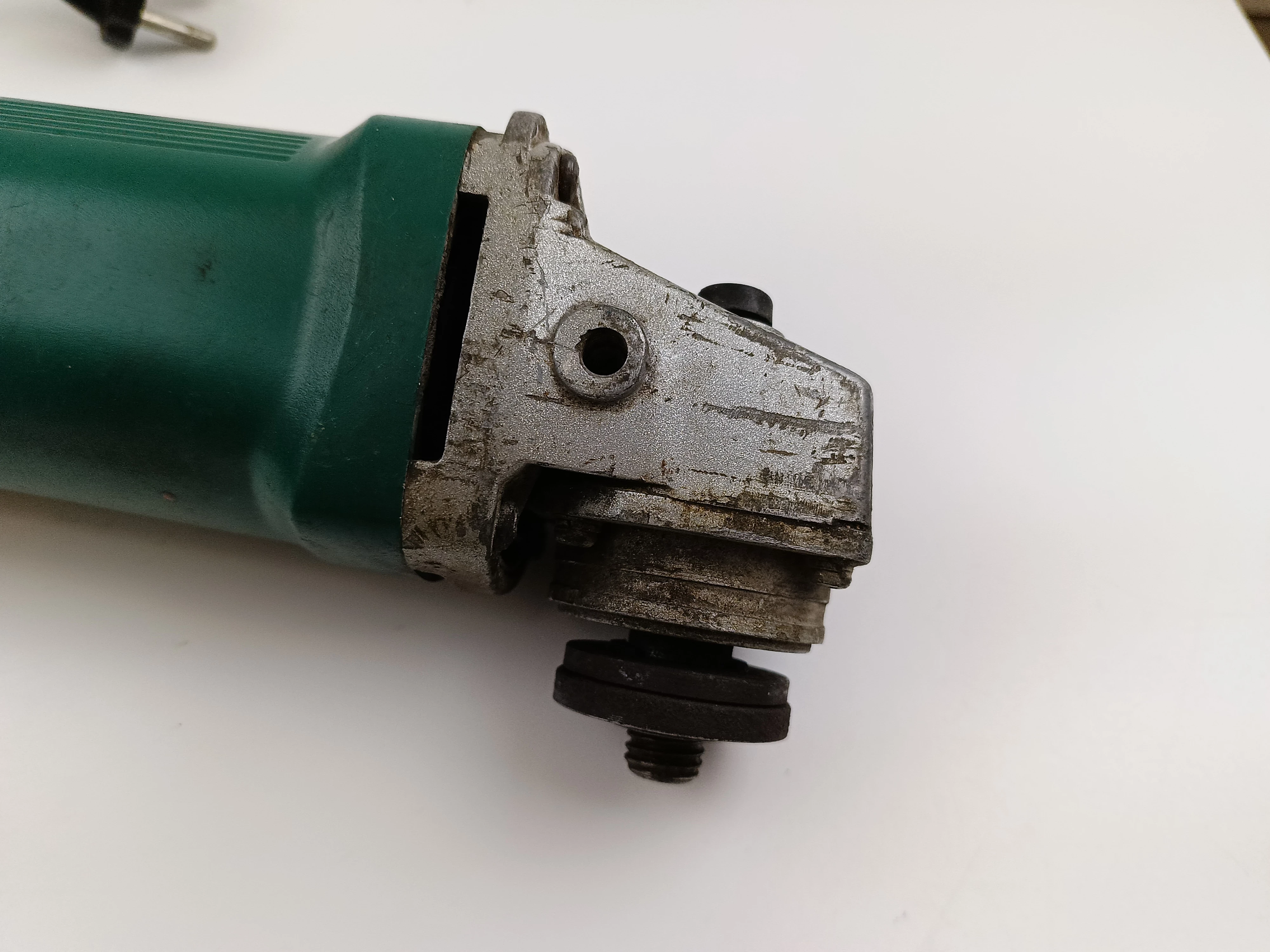 szlifierka-katowa-topex-68047-950w-marka-topex