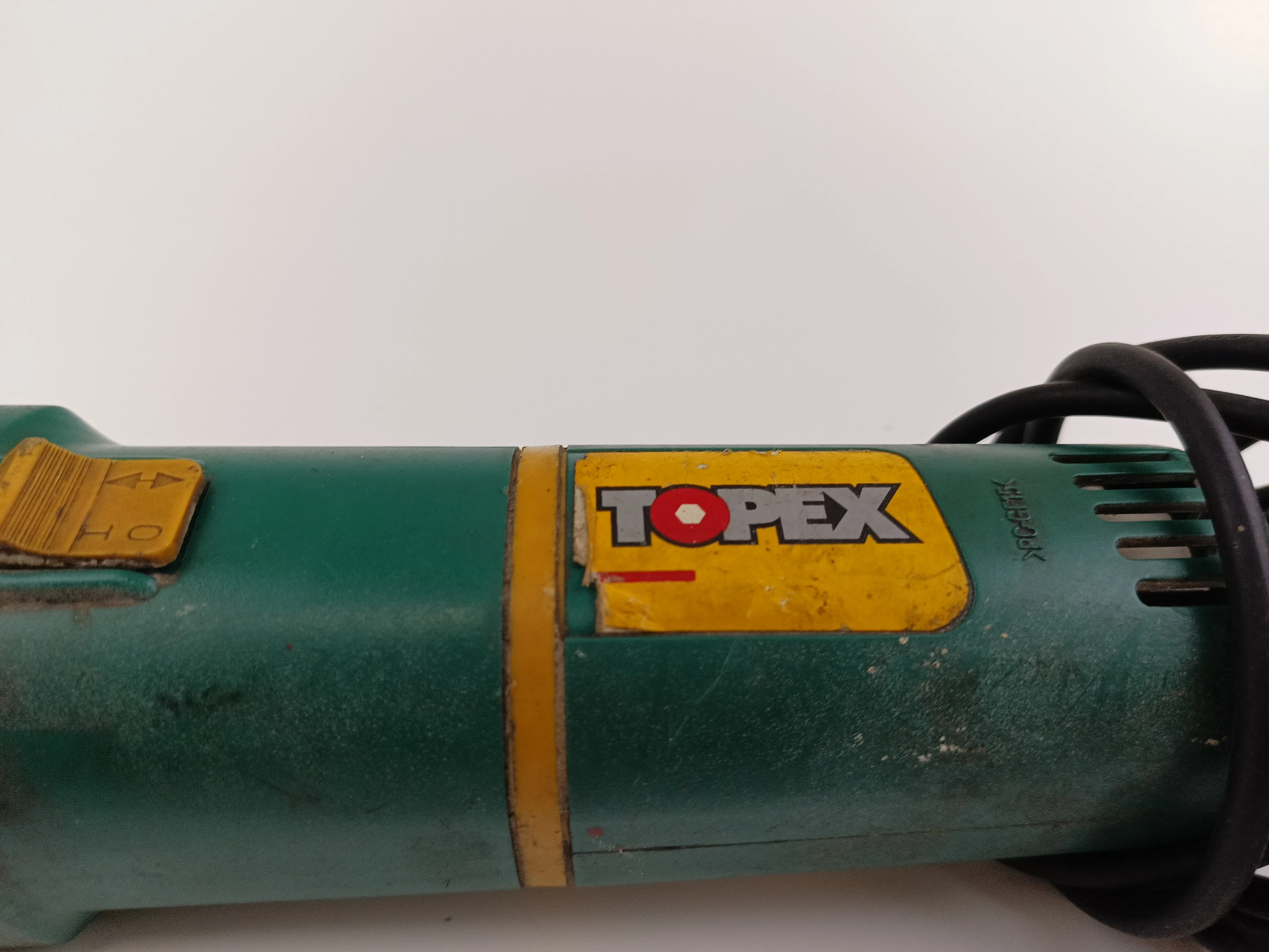 szlifierka-katowa-topex-68047-950w-rodzaj-zasilania-sieciowe