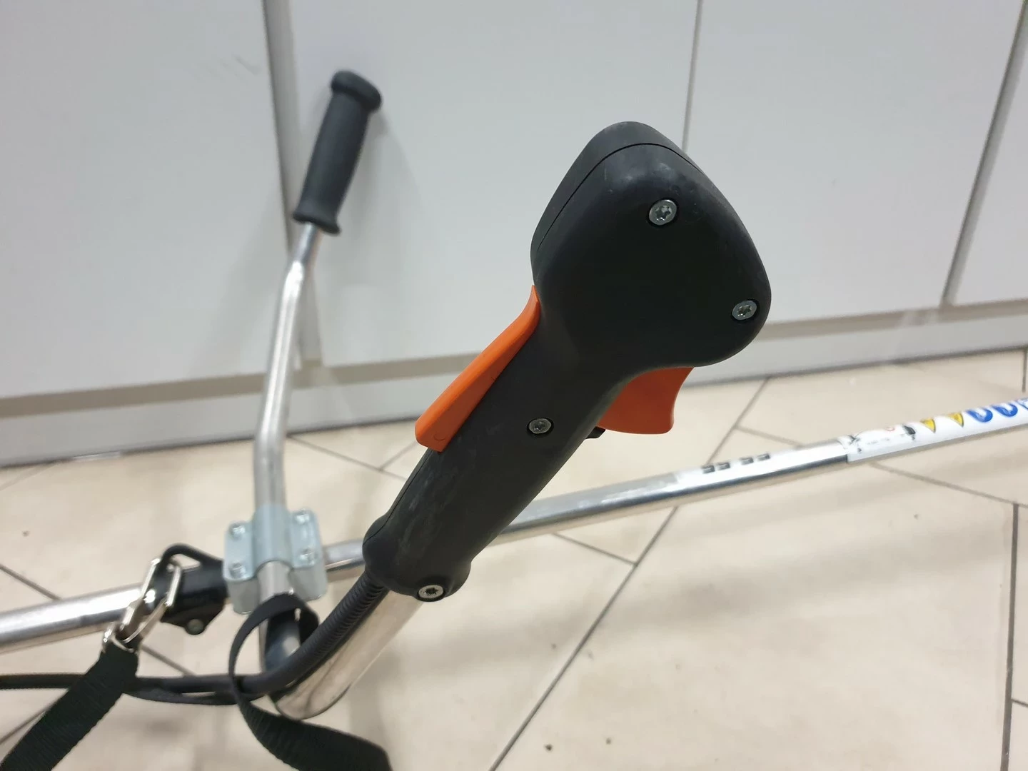 podkaszarka-kosa-spalinowa-stihl-fs-55-082022-ean-gtin-0886661918331