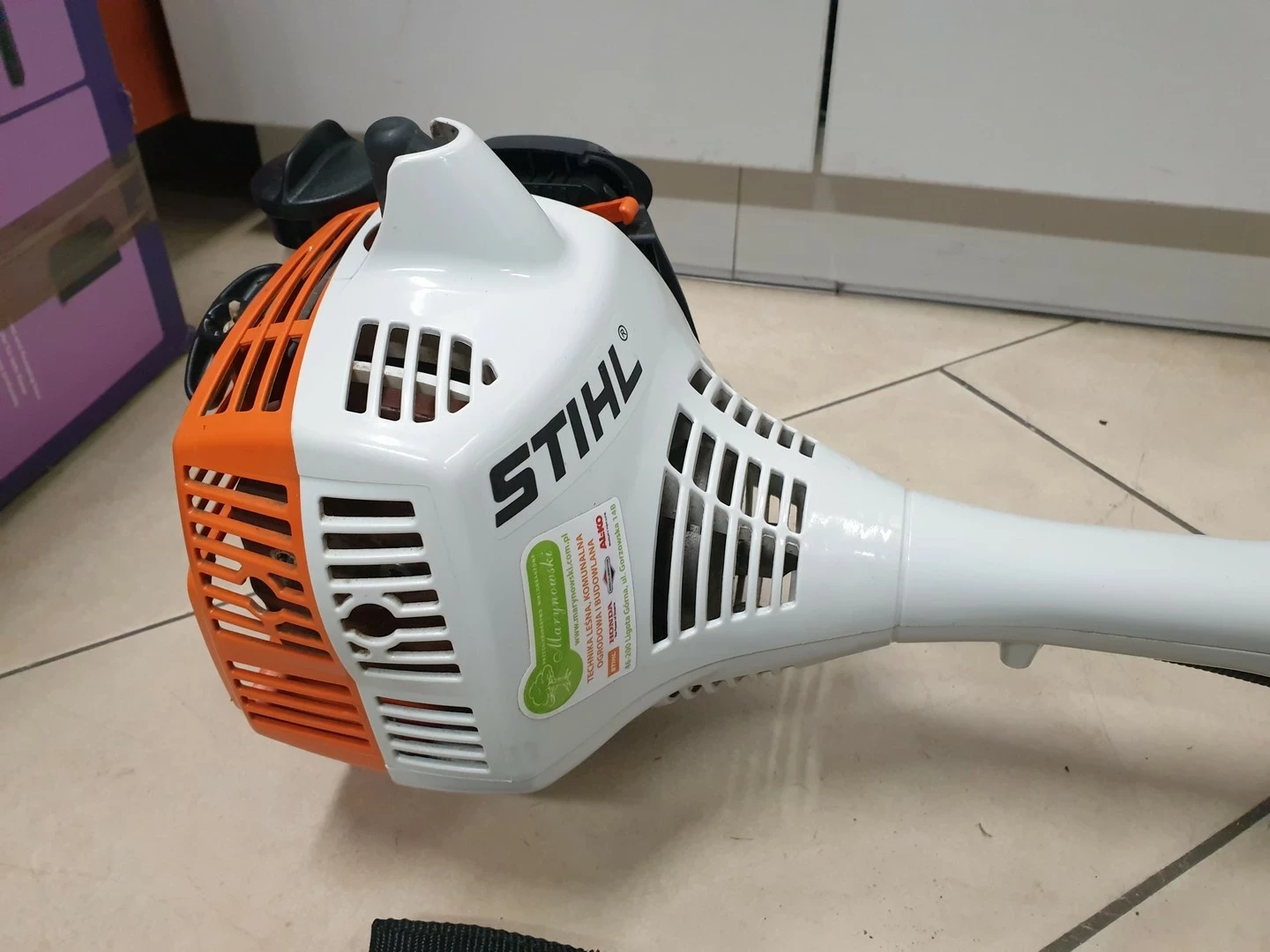 podkaszarka-kosa-spalinowa-stihl-fs-55-082022-marka-stihl