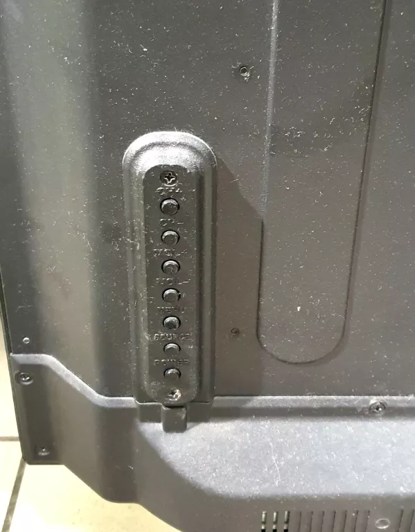 telewizor-led-manta-28-dvb-tc-mpeg4-brak-pilota-marka-manta