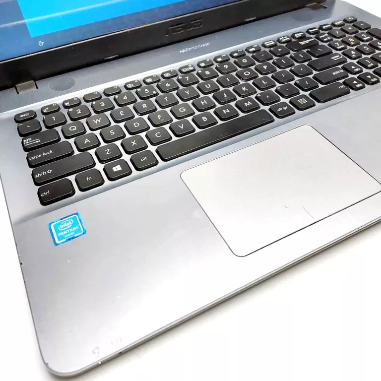 LAPTOP ASUS F541N RAM 4GB/ WIN 10/ INTEL PENTIUM N4200