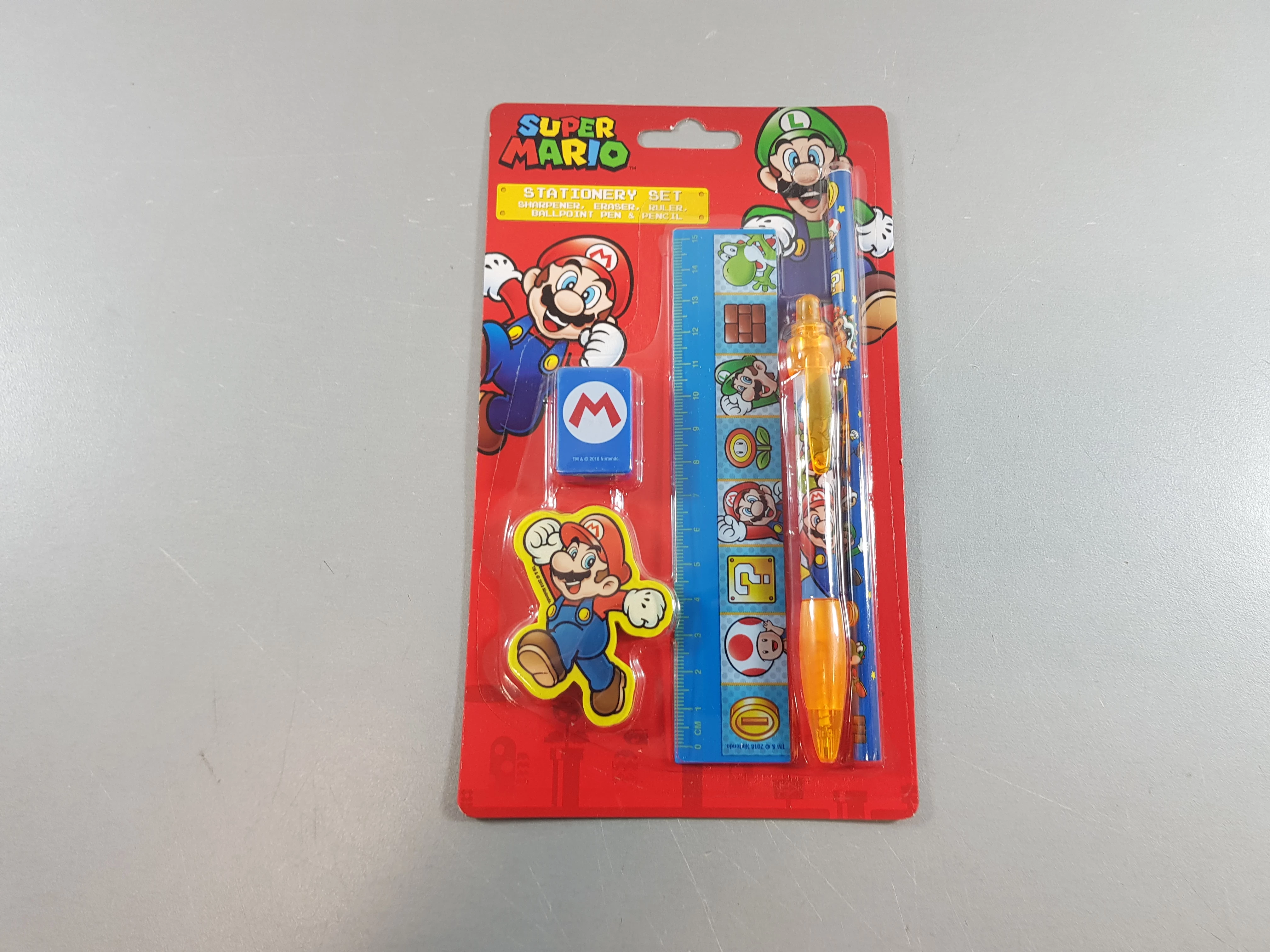zestaw-szkolny-super-mario-olowek-linijka-dlugopis-gumka-temperowka-sloneczna-62-gorzow-wlkp