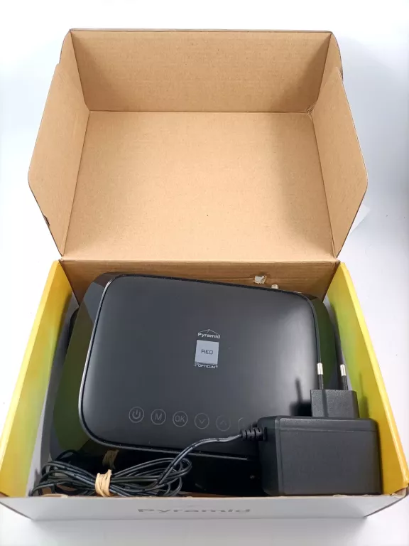 TUNER SATELITARNY OPTICUM PYRAMID ANDROID 4.4.2 DVB-S2 KOMPLET