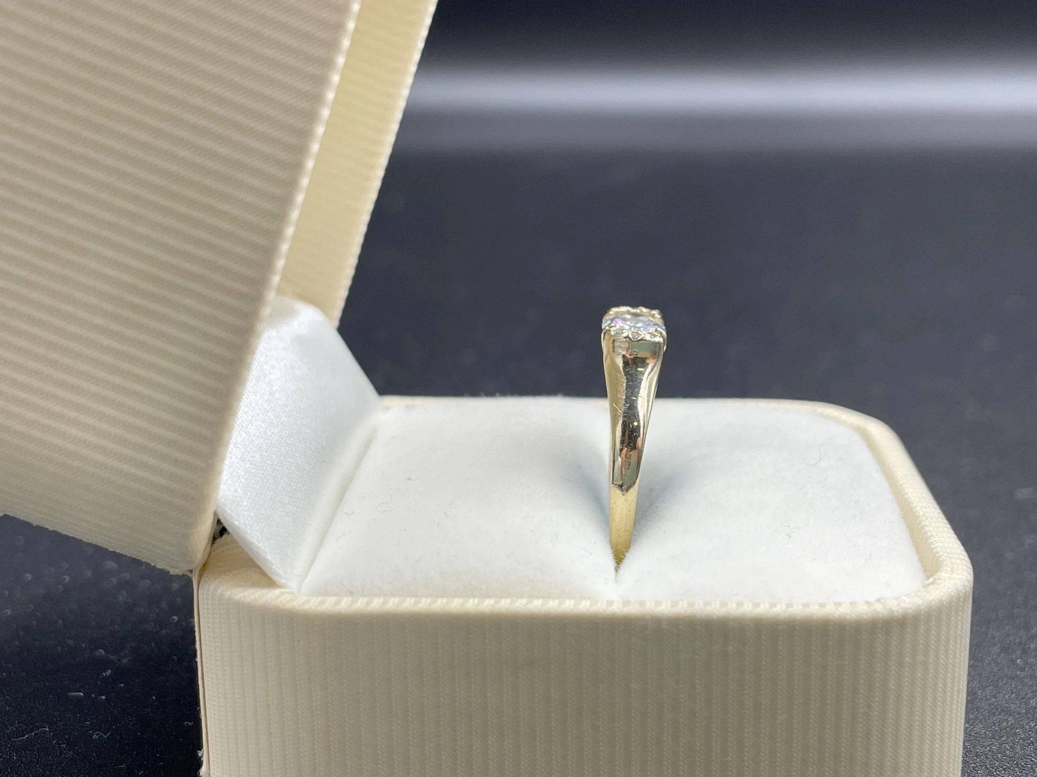 pierscionek-zloto-14k-rodzaj-klasyczne