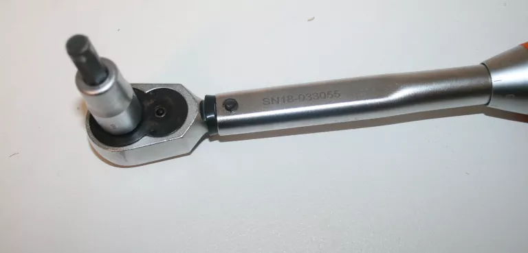 KLUCZ DYNAMOMETRYCZNY GARANT 10-60NM
