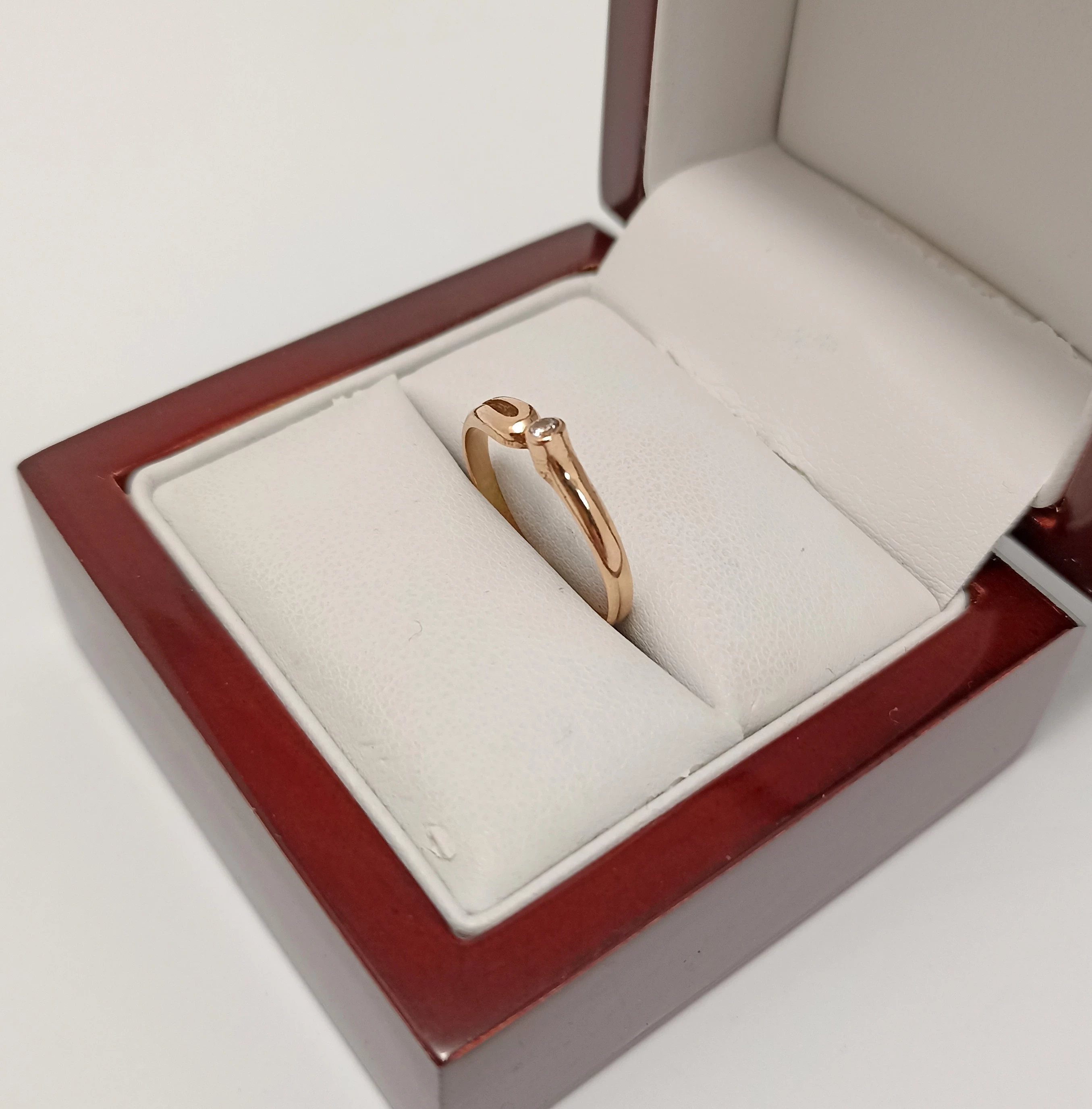 zloty-delikatny-pierscionek-z-cyrkonia-pr585-158g-stan-11323-2