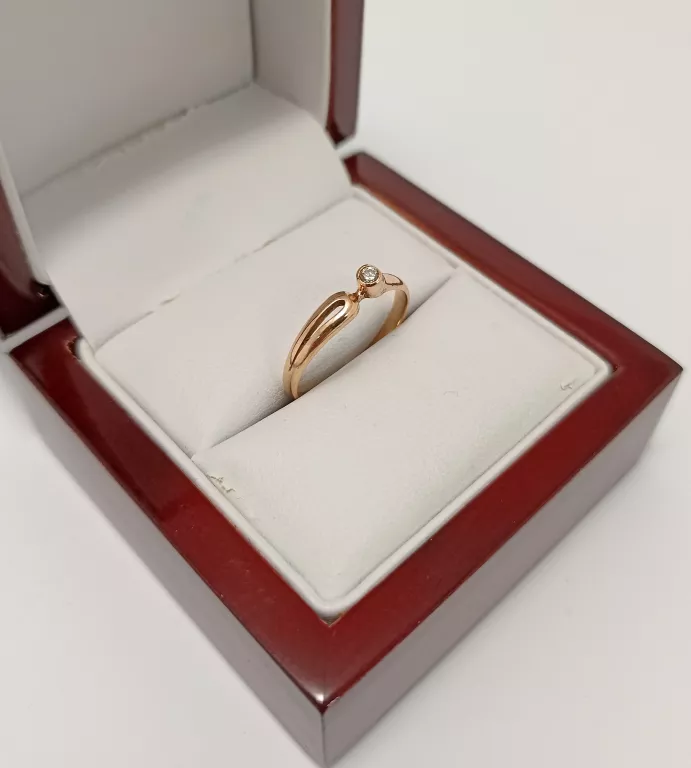 zloty-delikatny-pierscionek-z-cyrkonia-pr585-158g-ean-gtin-5901050622042