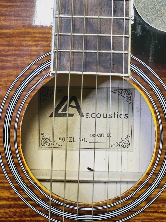 GITARA LA ACOUSTIC DR-CUT-EQ