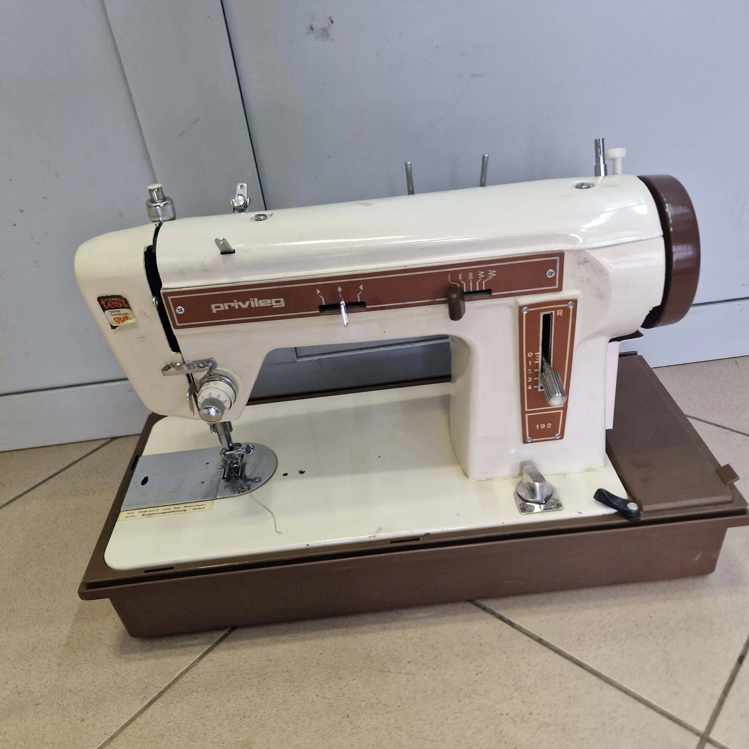 maszyna-do-szycia-privileg-192mb-sprawna-stan-uzywany