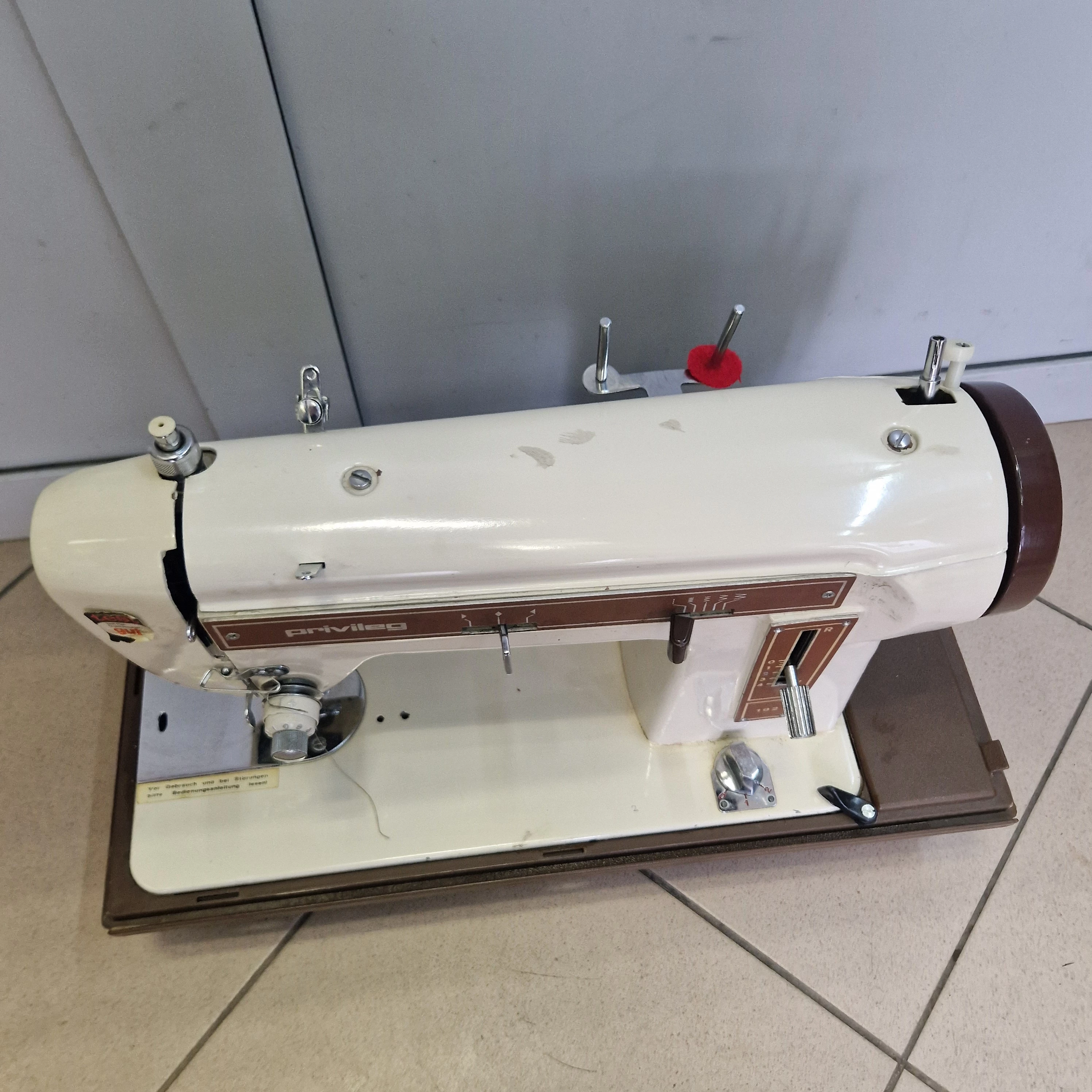 maszyna-do-szycia-privileg-192mb-sprawna-kolor-dominujacy-bialy