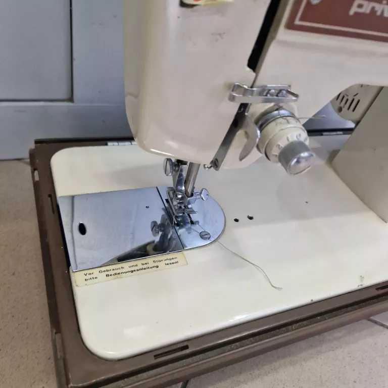 maszyna-do-szycia-privileg-192mb-sprawna-marka-maxsell