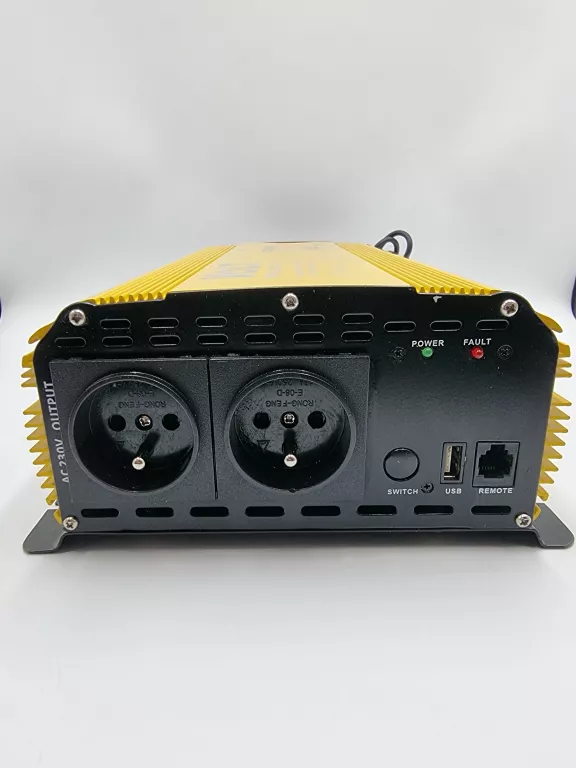 PRZETWORNICA NAPIECIA VOLT POLSKA SINUS PLUS 3000 3000 12V 3000/1500W 12/2