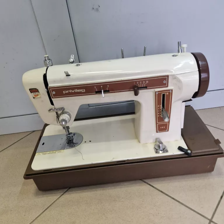 maszyna-do-szycia-privileg-192mb-sprawna-stan-uzywany