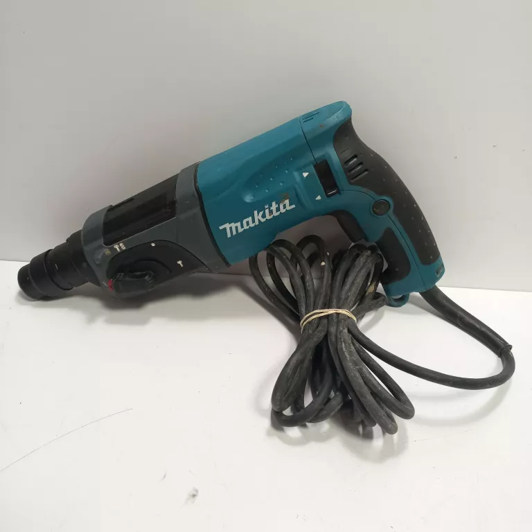 MŁOTOWIERTARKA MAKITA HR2470
