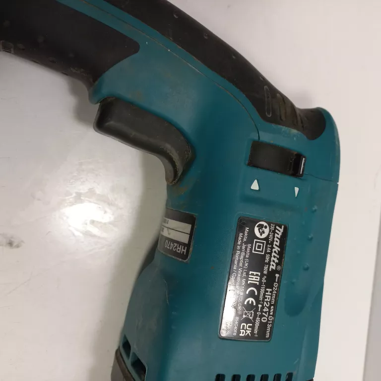 MŁOTOWIERTARKA MAKITA HR2470