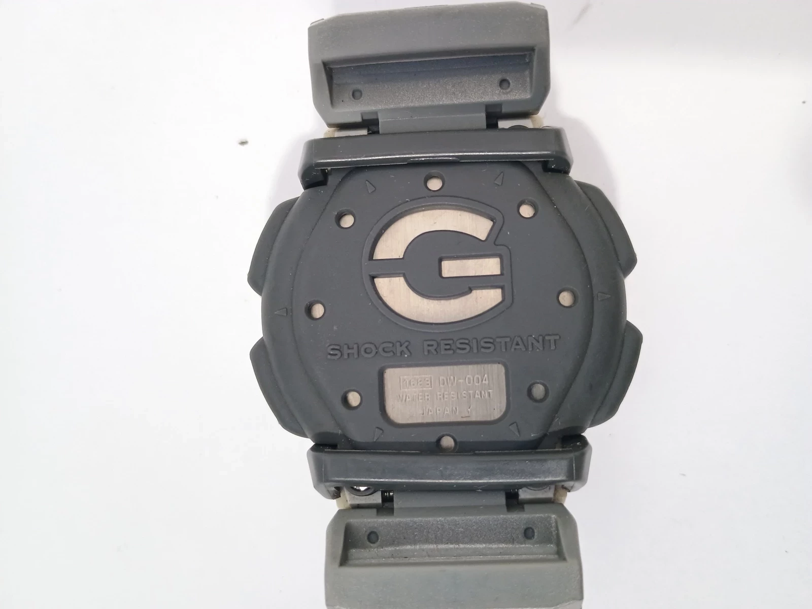 casio-g-shock-dw-004-hawaii-ksztalt-koperty-okragla