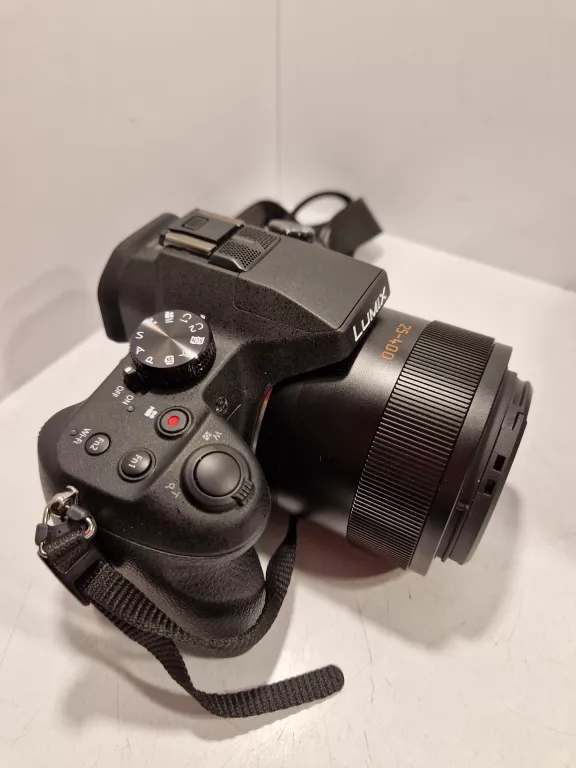 APARAT PANASONIC LUMIX DMC-FZ1000