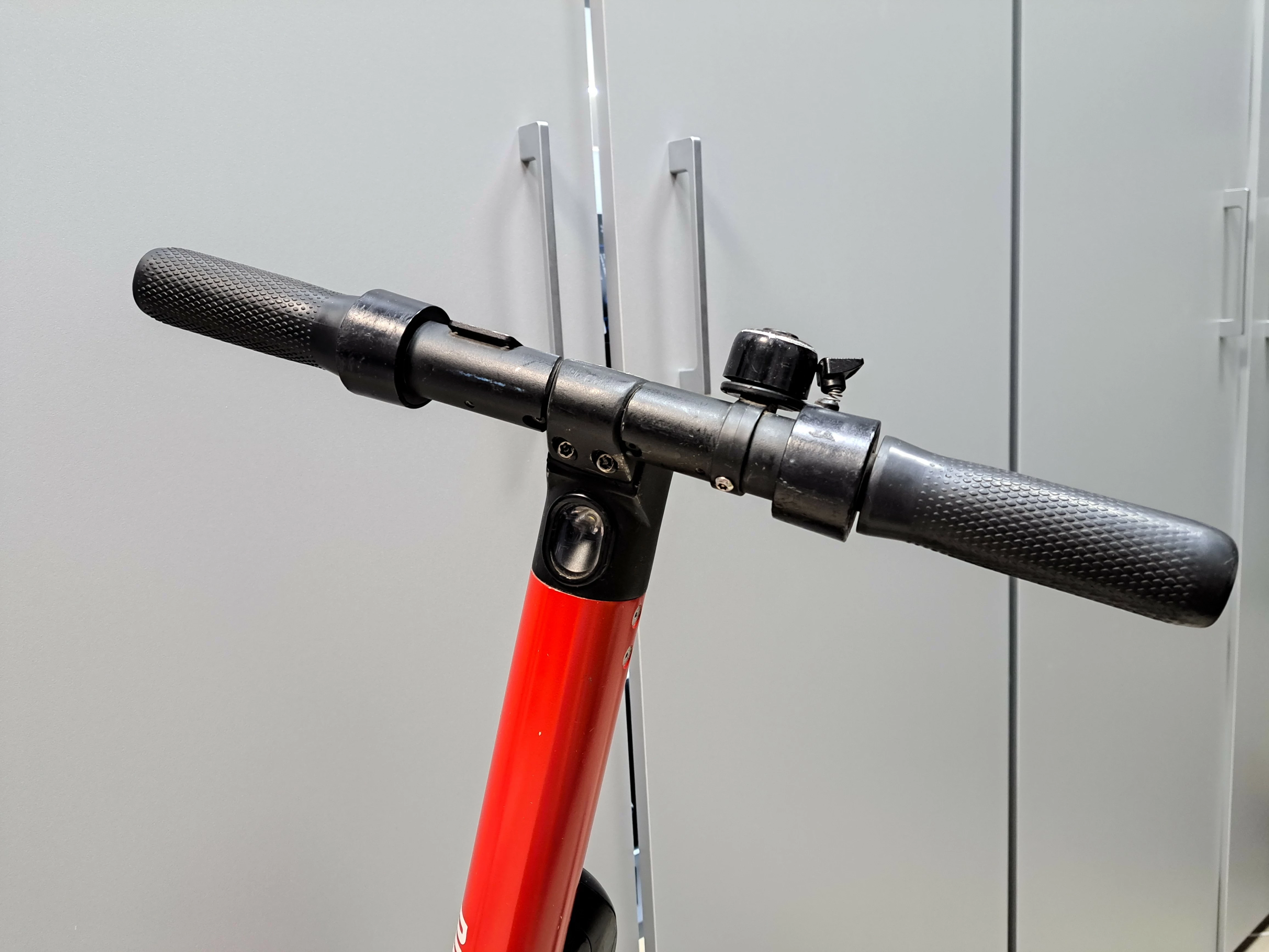 hulajnoga-elektryczna-segway-ninebot-es3-ean-gtin-8720254405193