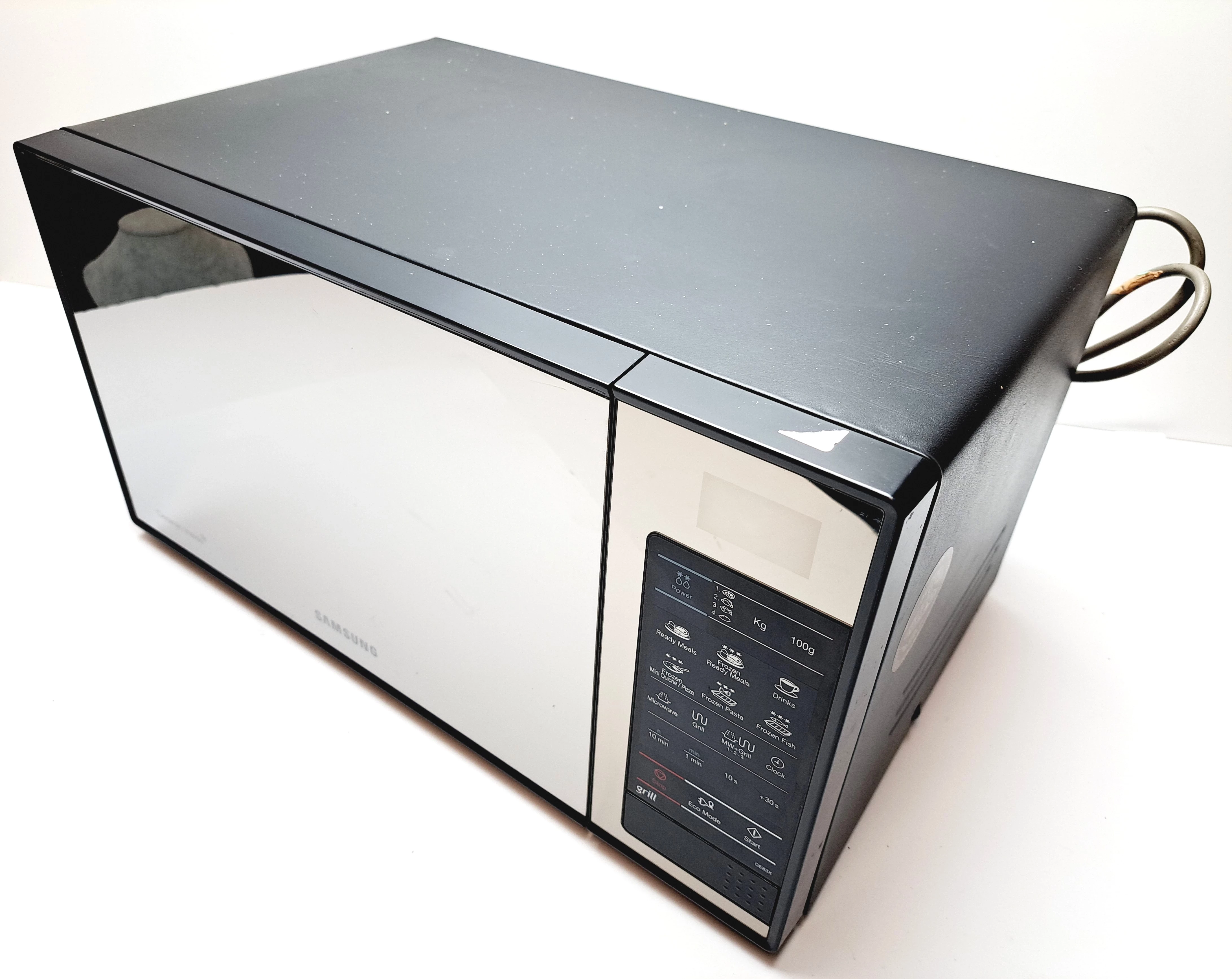 kuchenka-mikrofalowa-samsung-ge83x-pojemnosc-23