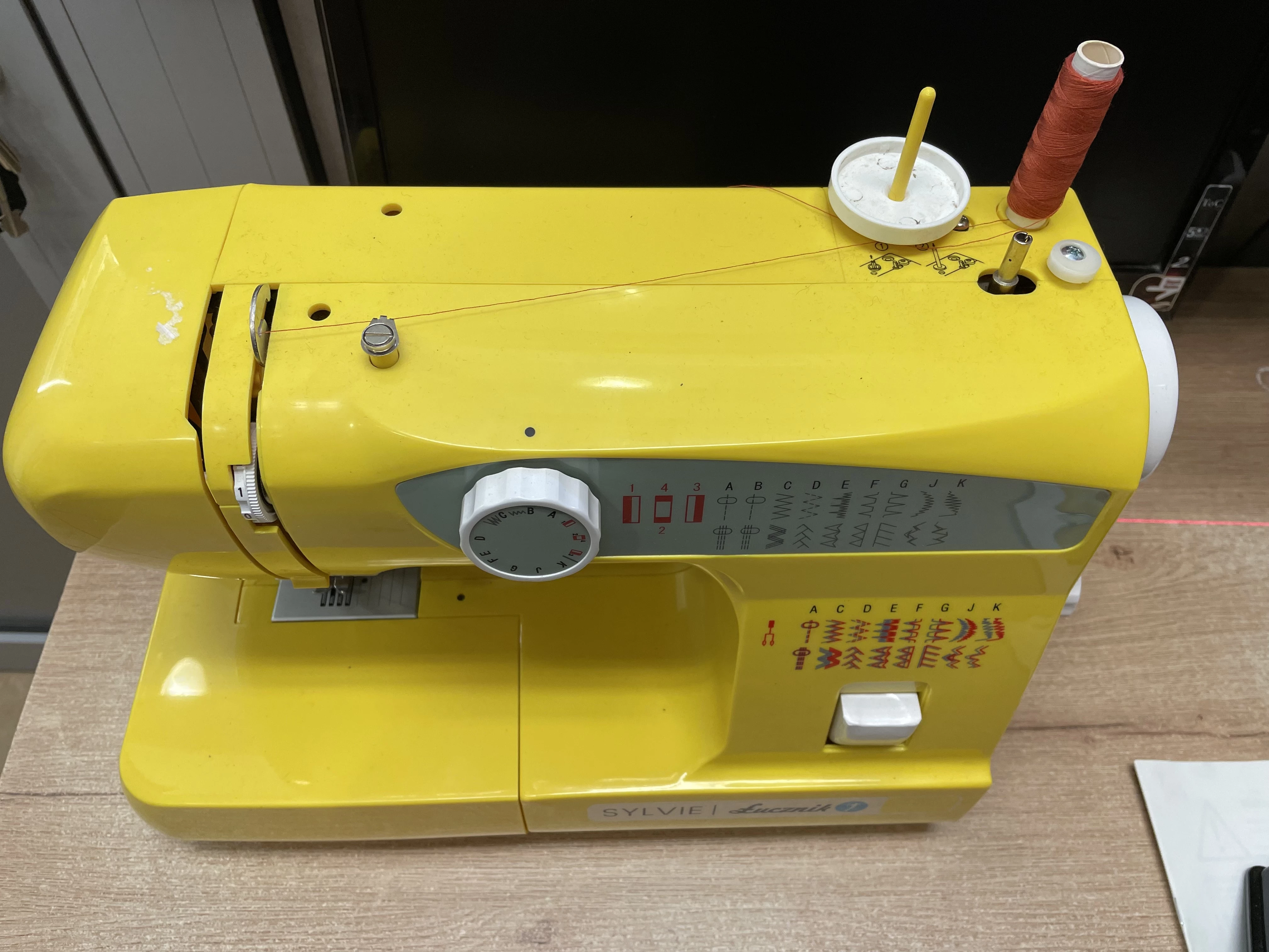 maszyna-do-szycia-lucznik-sylvie-funkcje-szycia-204065-8192