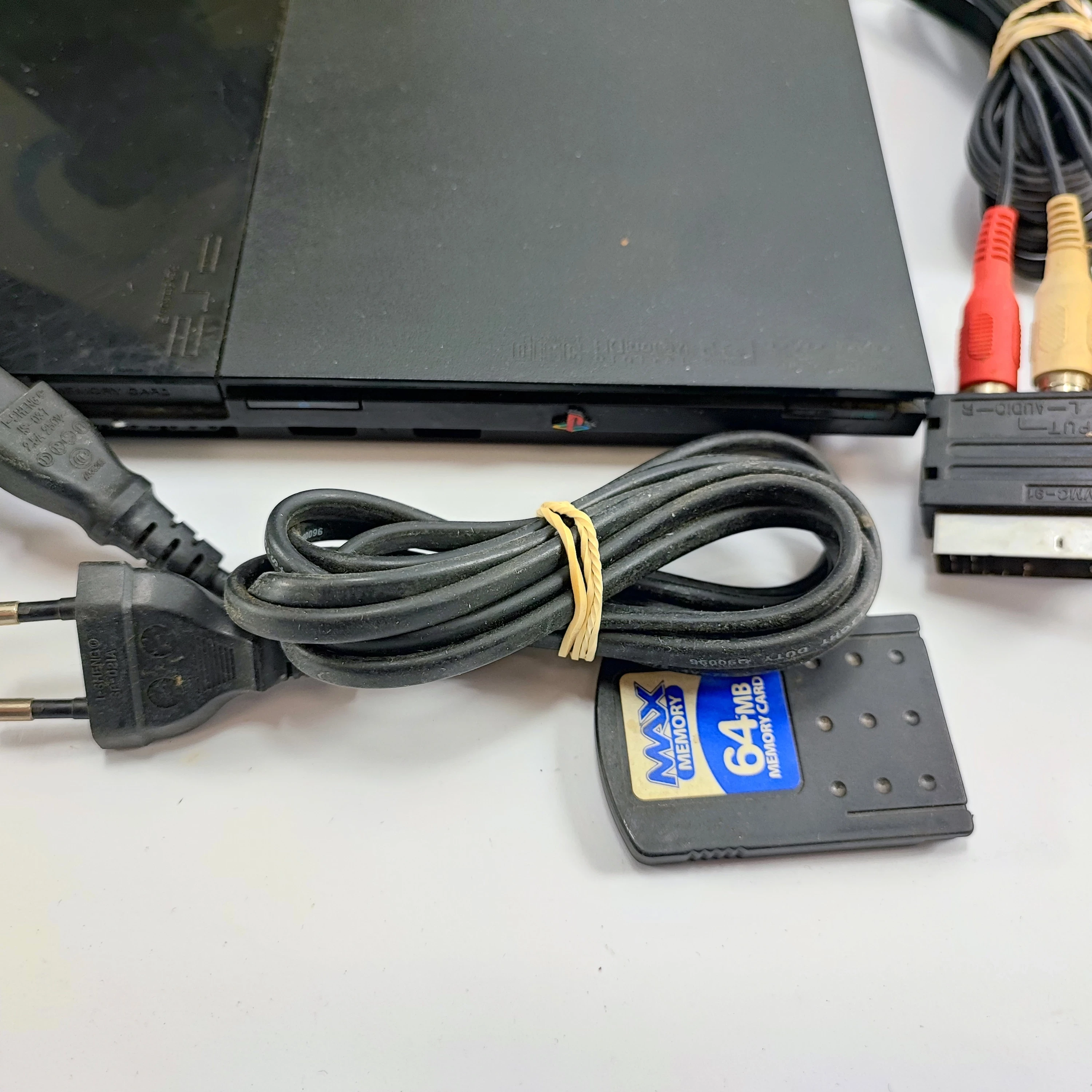 konsola-sony-playstation-2-slim-scph-90004-czarna-kod-producenta-scph-90004