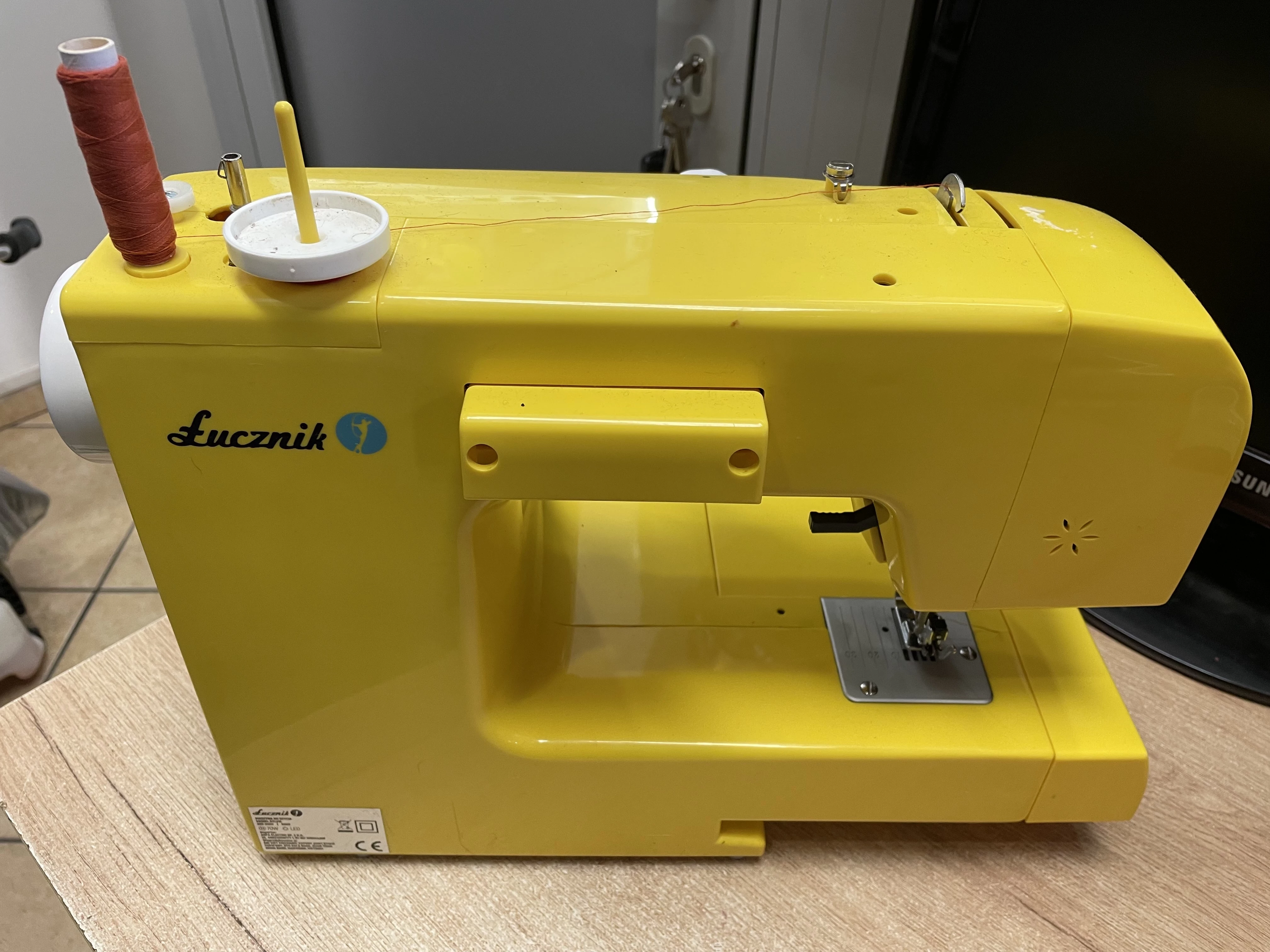 maszyna-do-szycia-lucznik-sylvie-model-sylvie