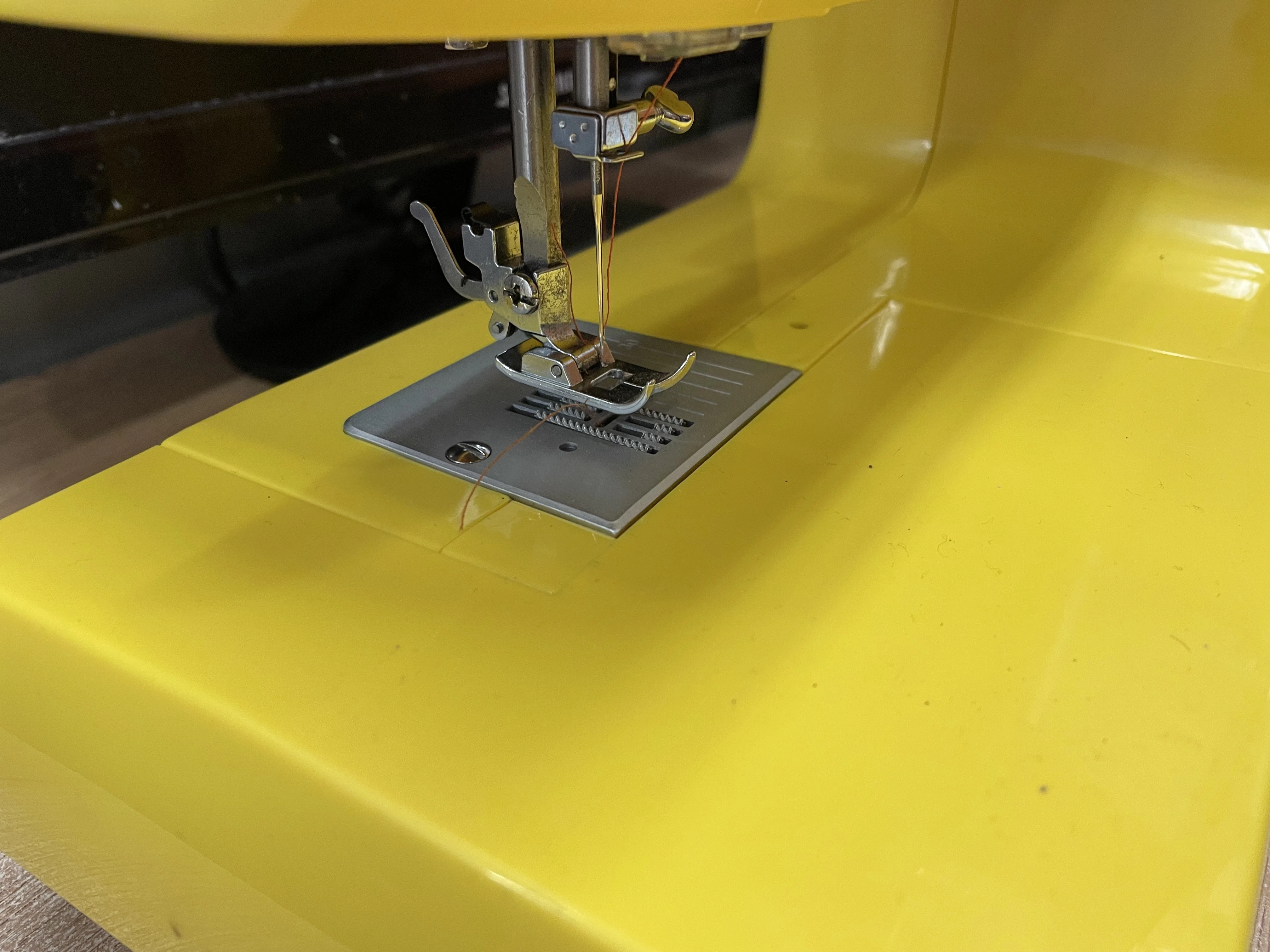 maszyna-do-szycia-lucznik-sylvie-kolor-dominujacy-129357-11