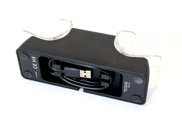 hama-dual-charging-station-pudelko-model-ladestation-fur-xbox-series-xs