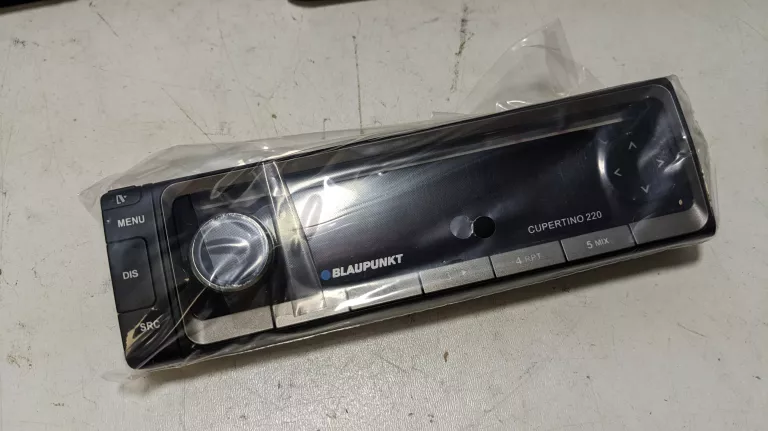 RADIO SAMOCHODOWE BLAUPUNKT CUPERTINO 220 *IGŁA*