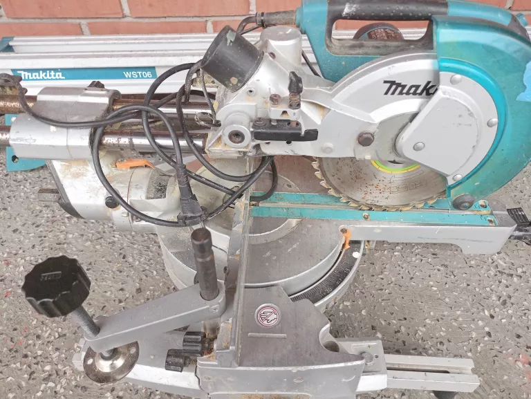 UKOŚNICA MAKTA LS0815FL + STÓŁ WTS06