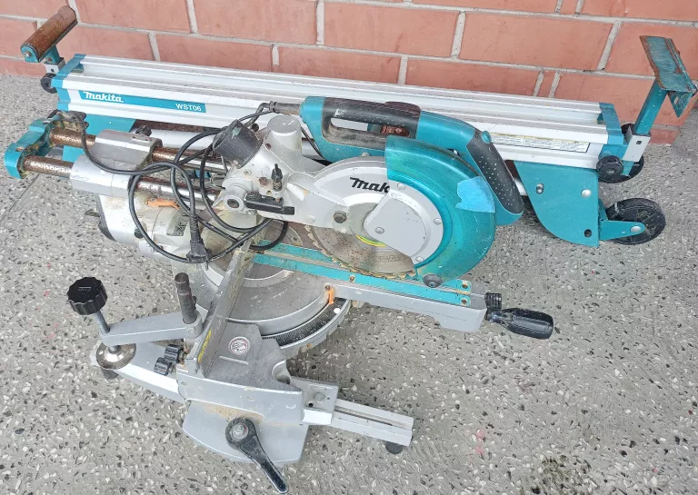 UKOŚNICA MAKTA LS0815FL + STÓŁ WTS06