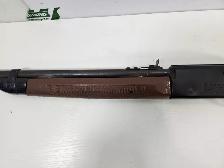 WIATRÓWKA CROSMAN 2100 CLASSIC Z KULKAMI
