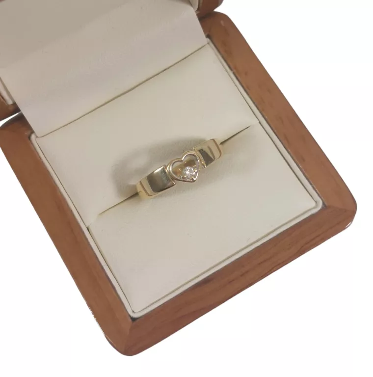 PIERŚCIONEK Z BRYLANTEM 0,04CT PR585 2,18G R15