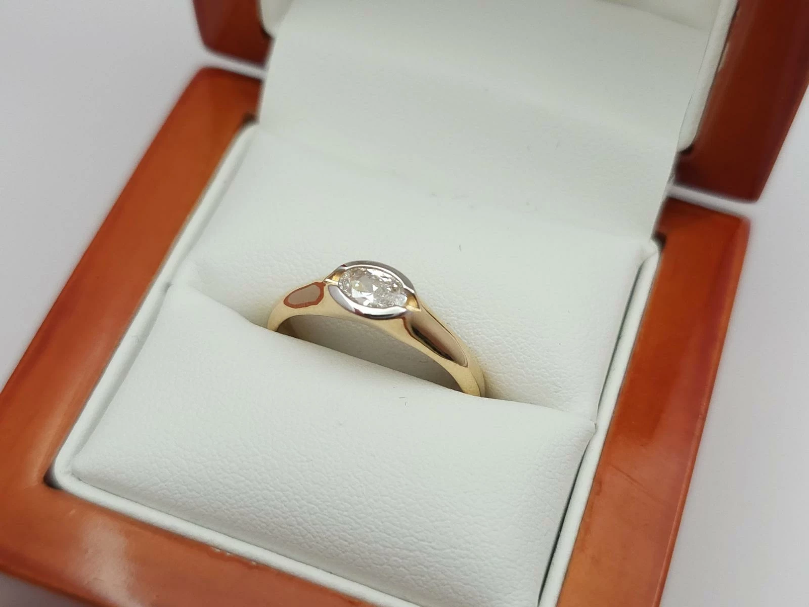 zloty-pierscionek-z-cyrkonia-585-14k-r18-315g-kolor-249512-1647429