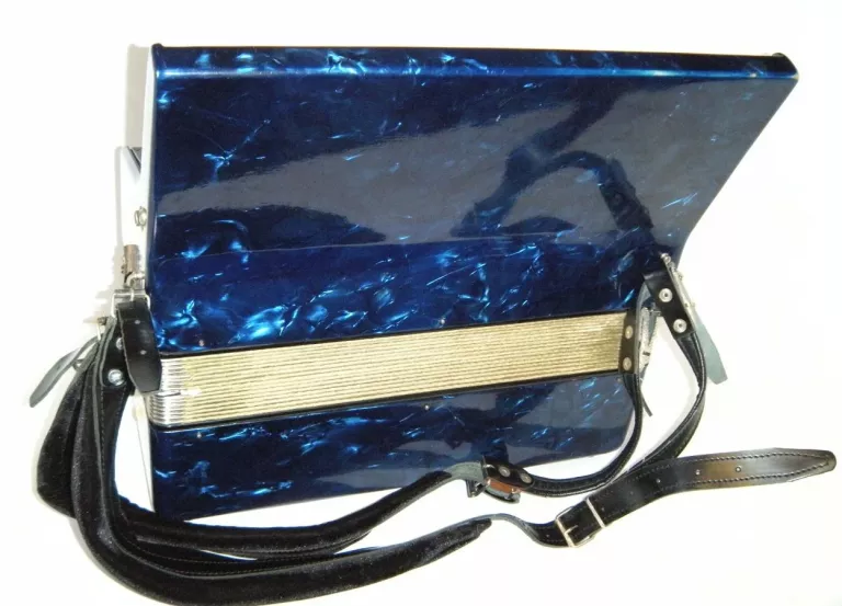 akordeon-barcarole-magister-80-basow-niebieski-z-pokrowcem-marka-248930-969629