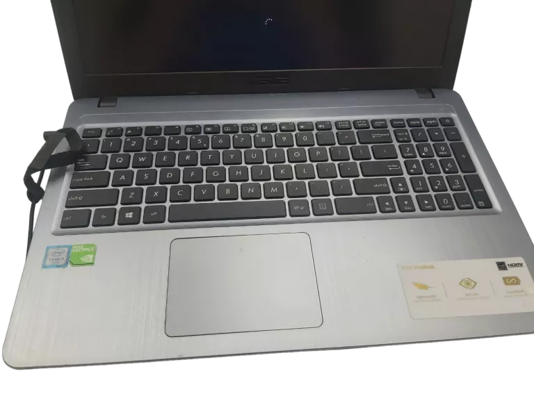 LAPTOP ASUS VIVOBOOK A540U I3/4GB/1TB OPIS WYŁĄCZA SIĘ