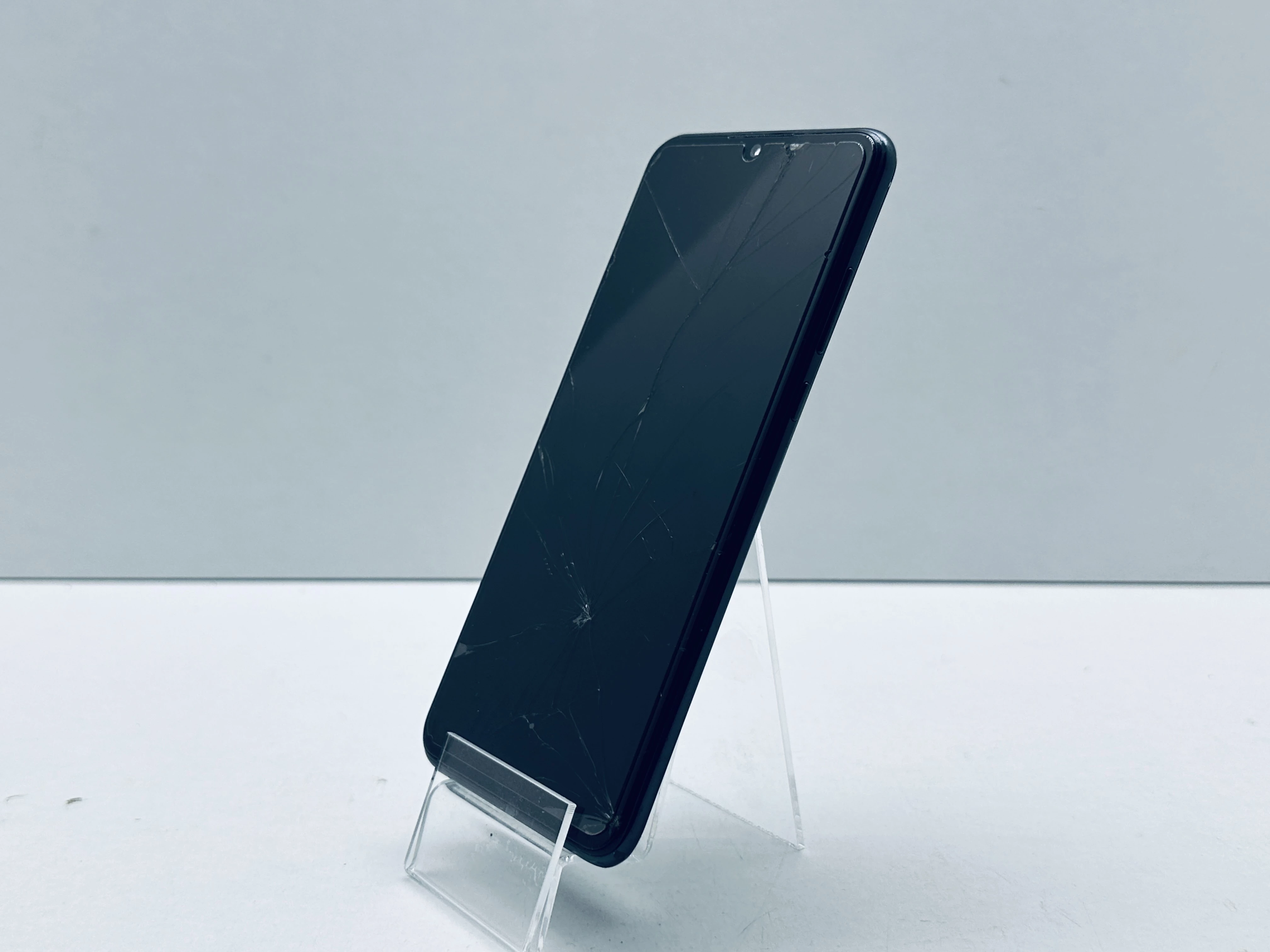 telefon-huawei-p30-lite-pud-uszekran-kod-producenta-51093nnl