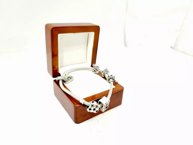 uzywana-srebrna-bransoletka-pandora-z-charmsami-925-2604g-rodzaj-wyrob-jubilerski