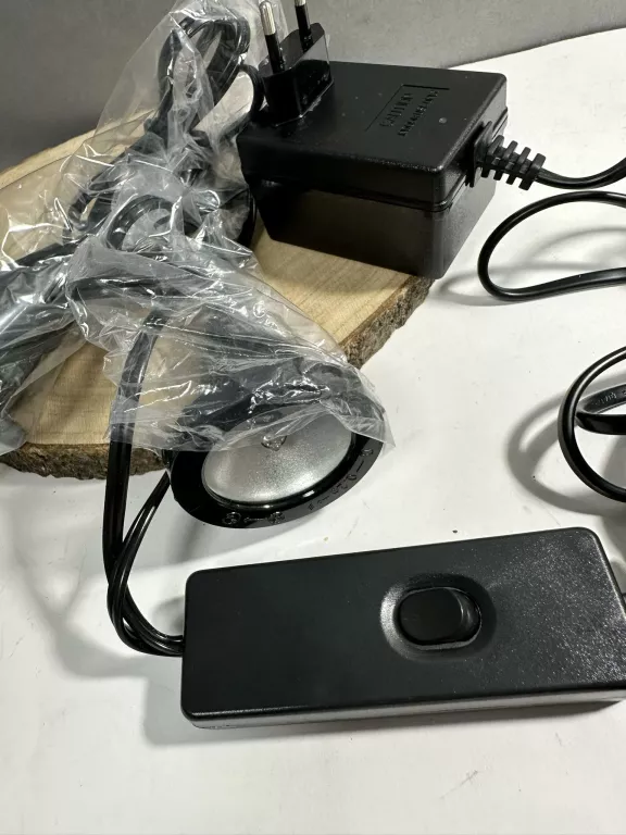 halogeny-ogrodowe-komplet-2-x-10w-stan-11323-2