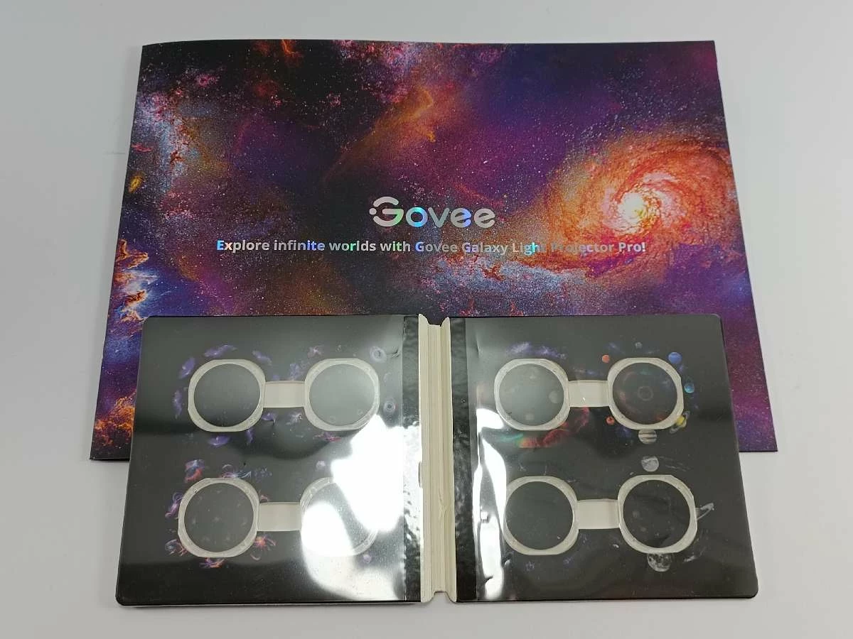 lampka-nocna-led-projektor-rzutnik-gwiazd-dla-dzieci-govee-h6092-wifi-kolor-dominujacy-bialy