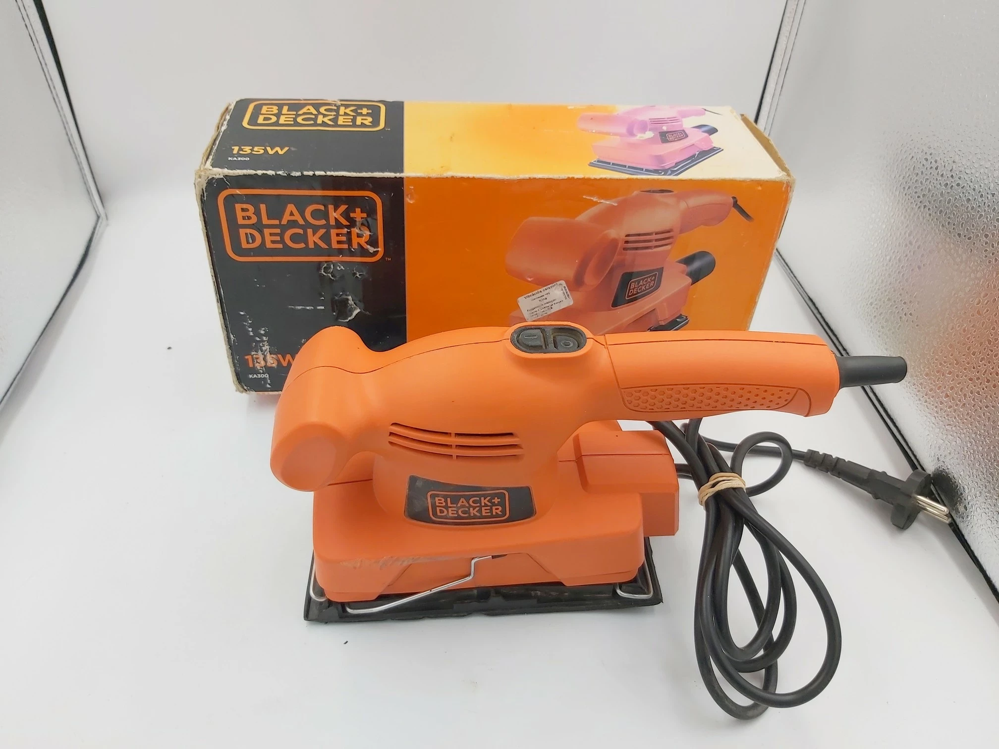 szlifierka-oscylacyjna-black-decker-ka300-winnicka-24-kielce