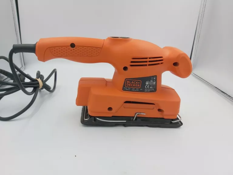 SZLIFIERKA OSCYLACYJNA BLACK DECKER KA300