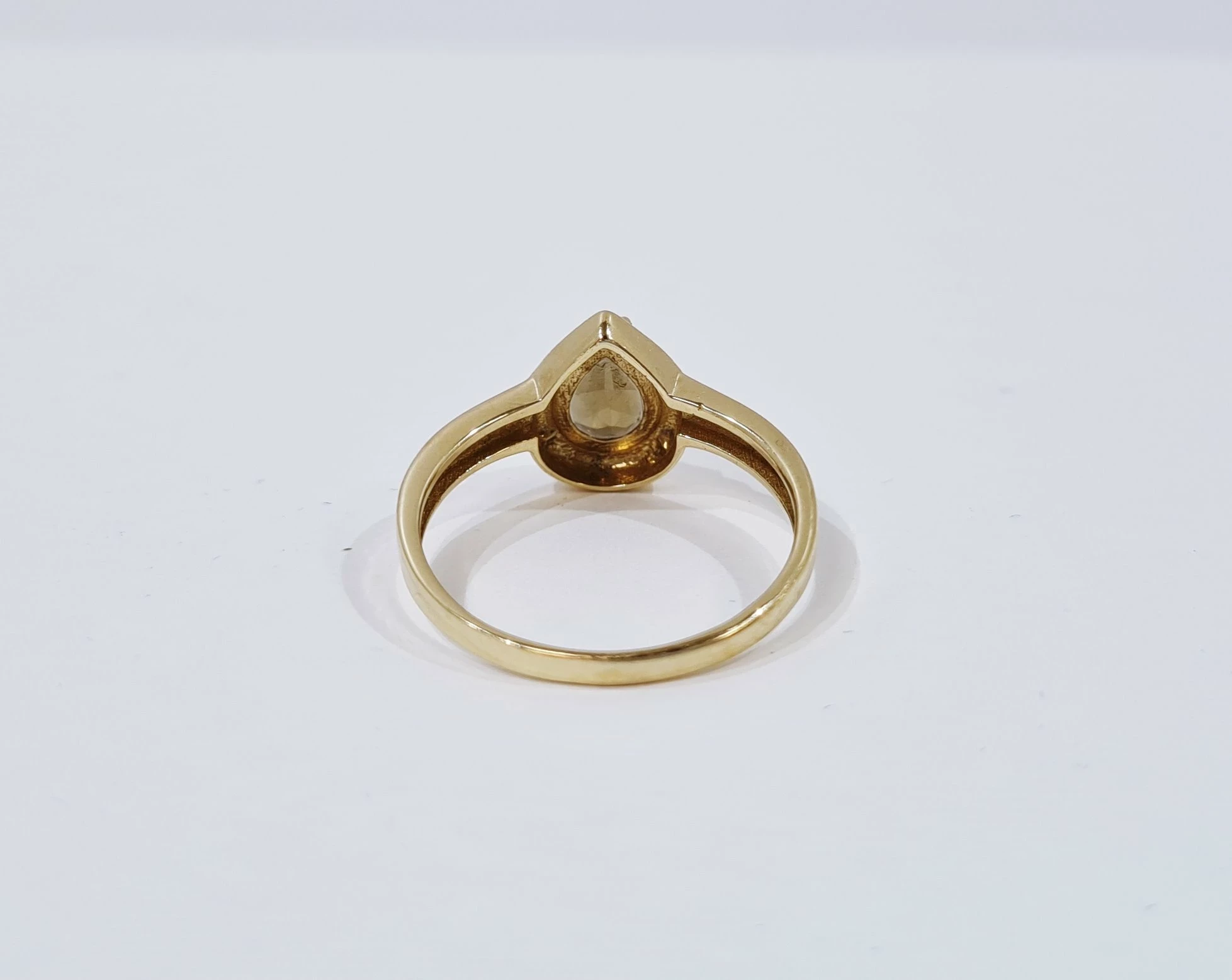 zloty-pierscionek-z-kamieniem-zultanite-sultanit-585-268g-kamien-sultanit