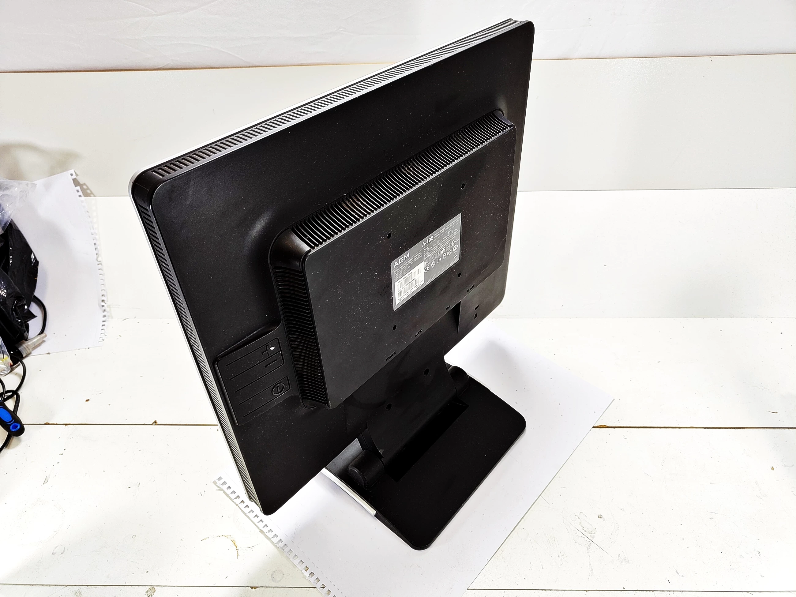 swietny-monitor-do-komputera-agm-a19s-19-419-x-439-x-200-mm-okazja-przekatna-ekranu-cale-19