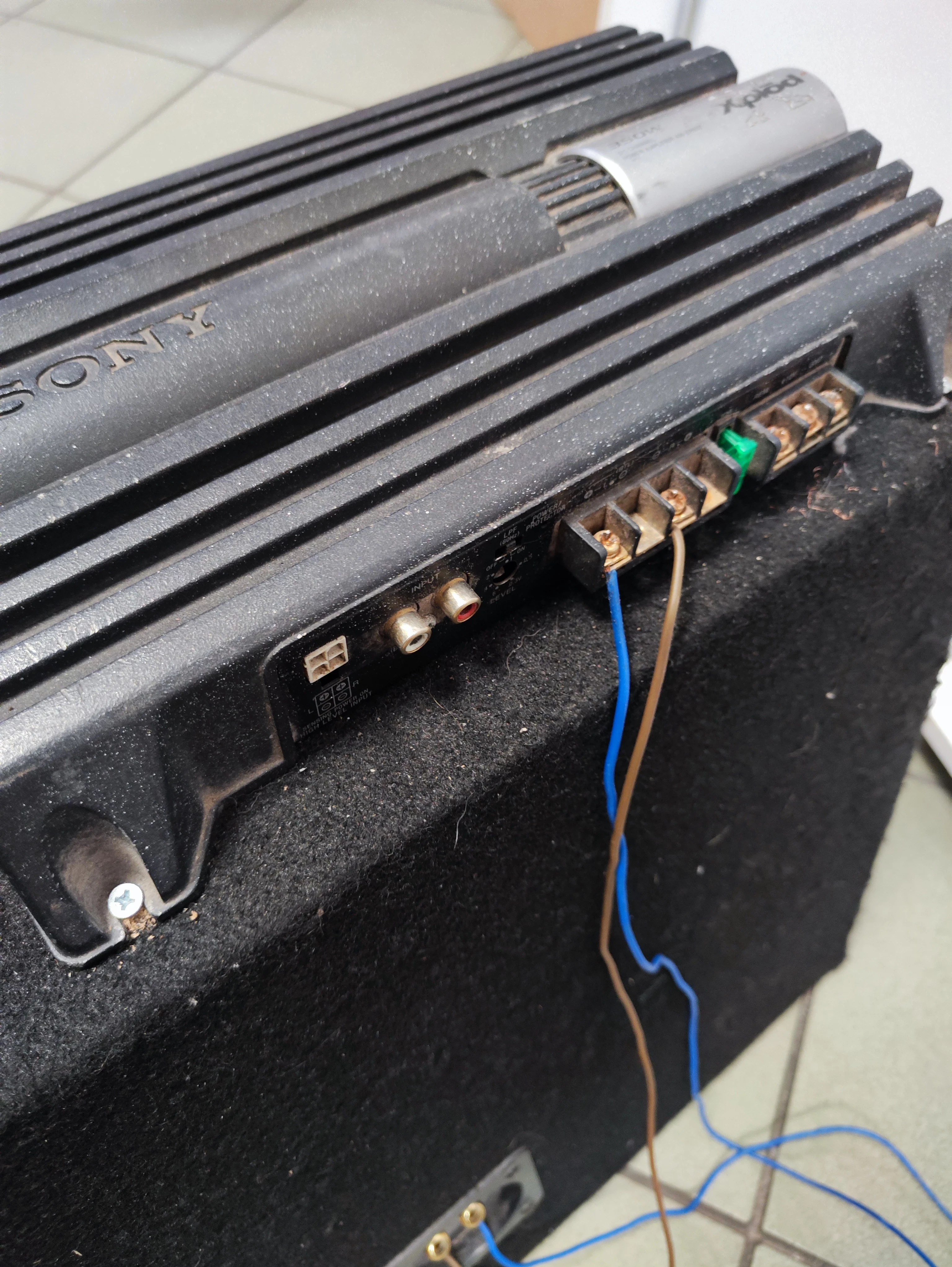 skrzynia-basowa-jvc-drvn-wzmacniacz-sony-marka-sony