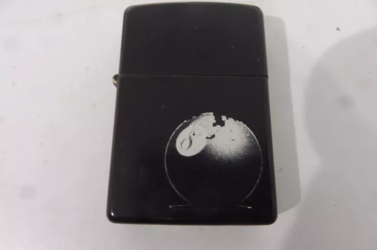 ZAPALNICZKA ZIPPO BENZYNOWA MODEL 8-BALL