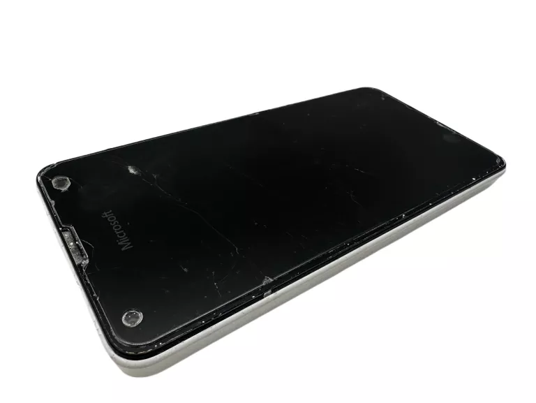 SMARTFON MICROSOFT LUMIA 550 1 GB / 8 GB 4G (LTE) BIAŁY