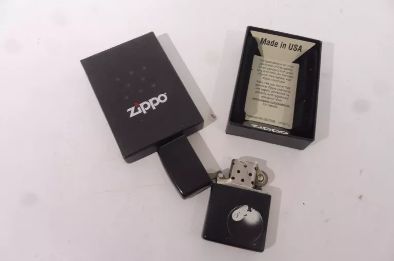 ZAPALNICZKA ZIPPO BENZYNOWA MODEL 8-BALL