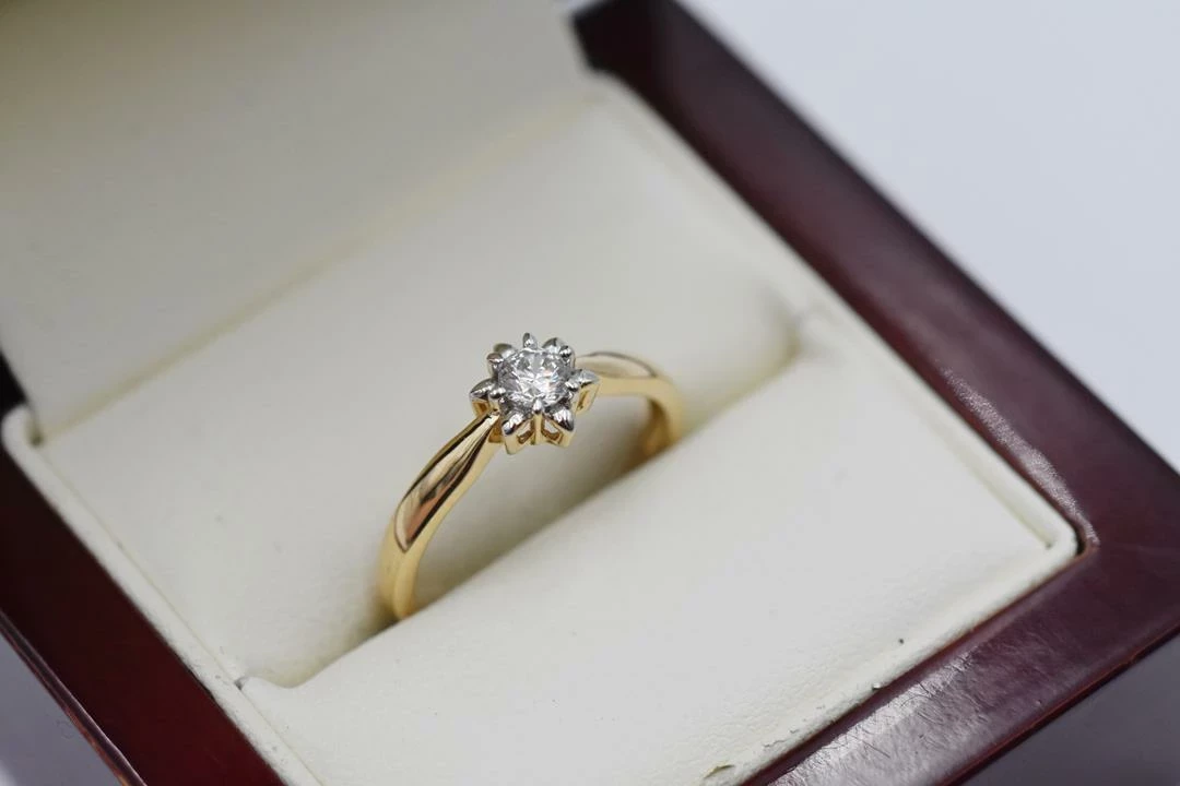 piekny-zloty-pierscionek-z-cyrkonia-p585-14k-r16-225g-material-15835-2